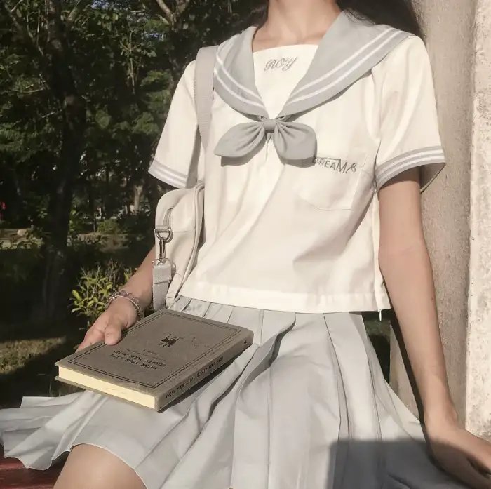 《弹簧刀》